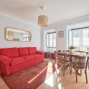 Appartement Amazing Terrace And Riverview In Historical, Lissabon